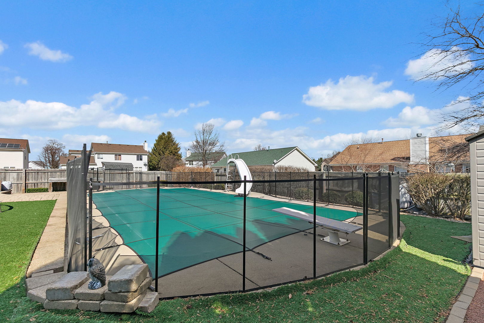 1335 Deerpath Road, Aurora, IL 60506