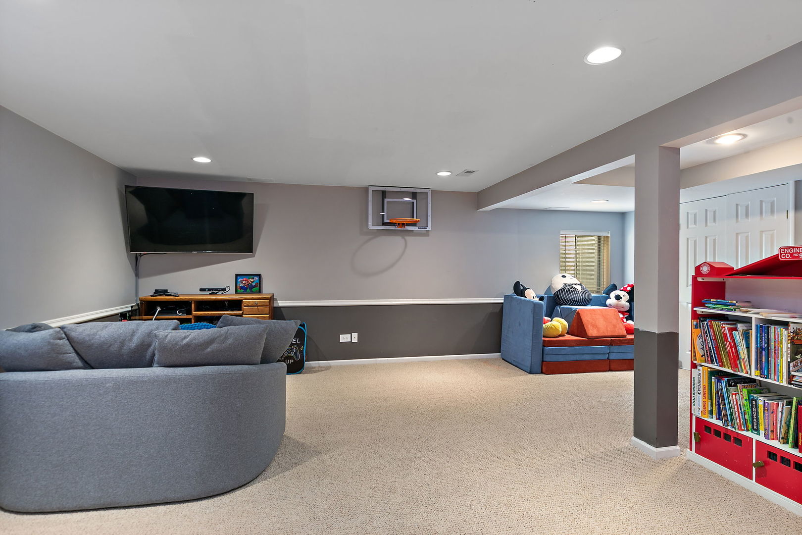 1335 Deerpath Road, Aurora, IL 60506