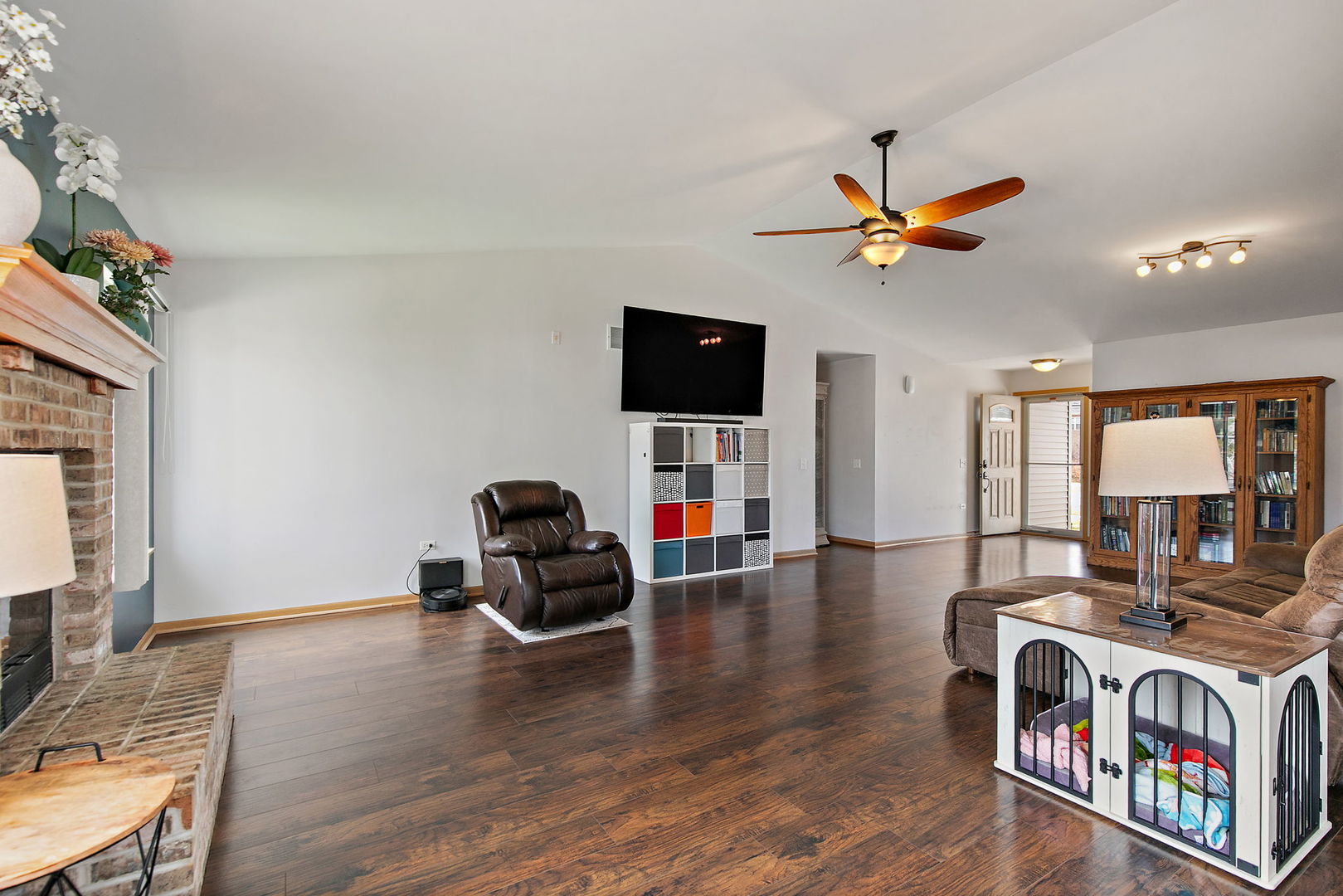 1335 Deerpath Road, Aurora, IL 60506