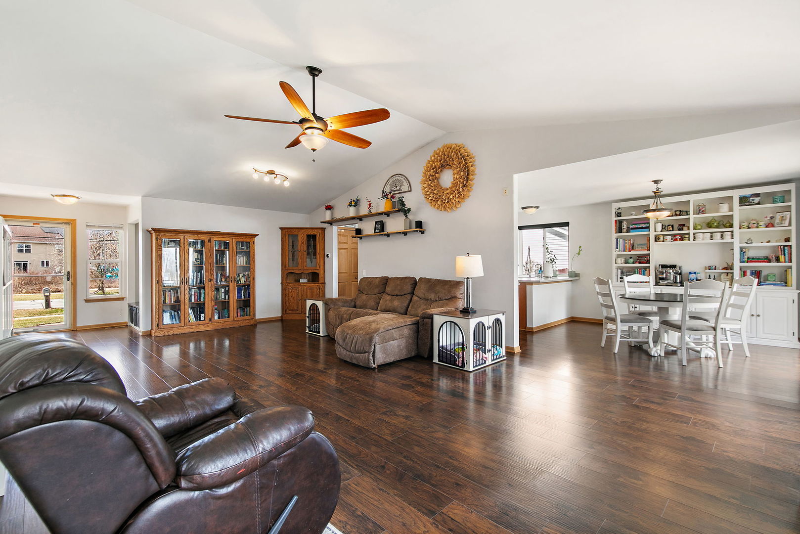 1335 Deerpath Road, Aurora, IL 60506