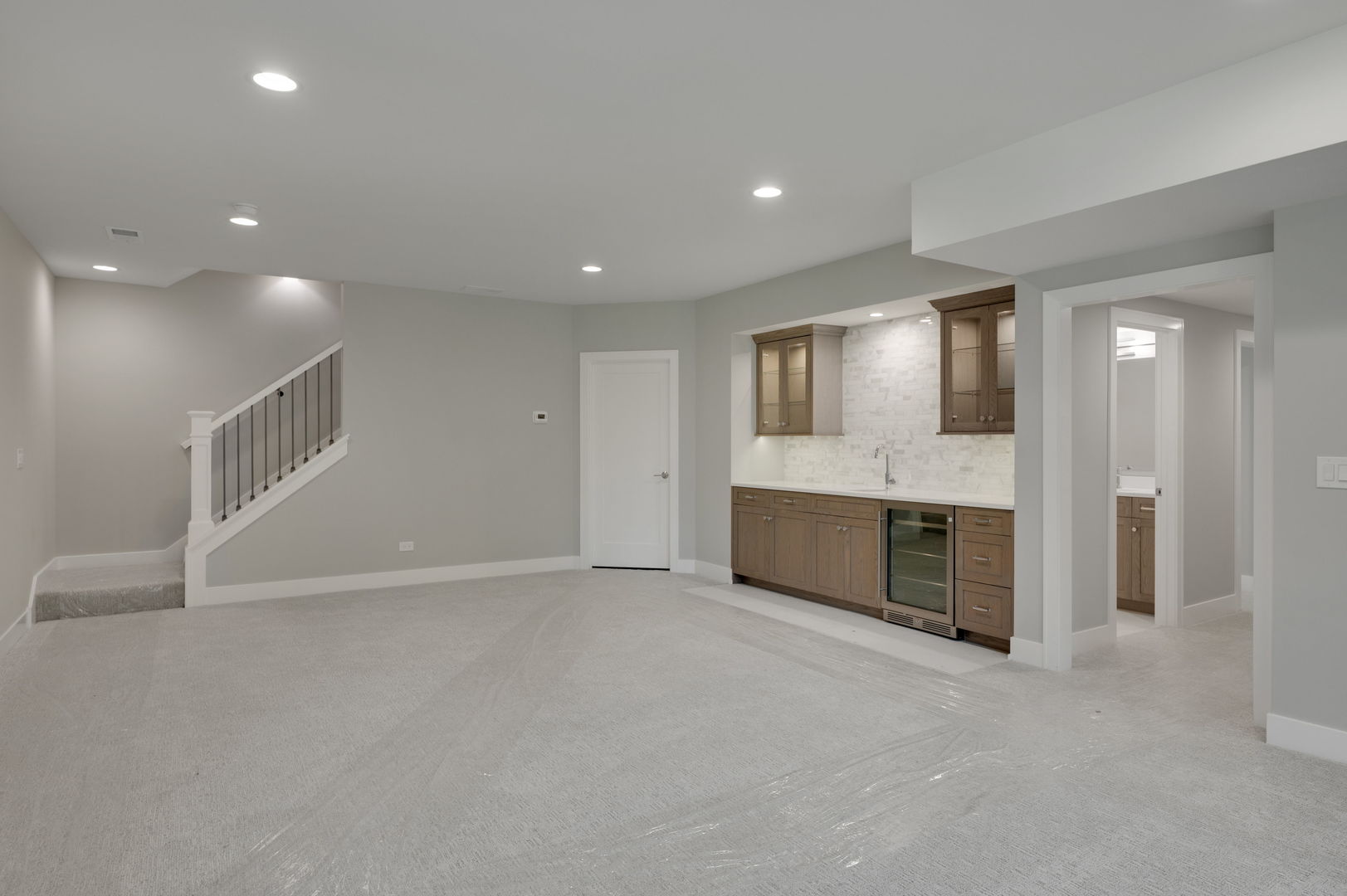 Willowbrook, IL 60527