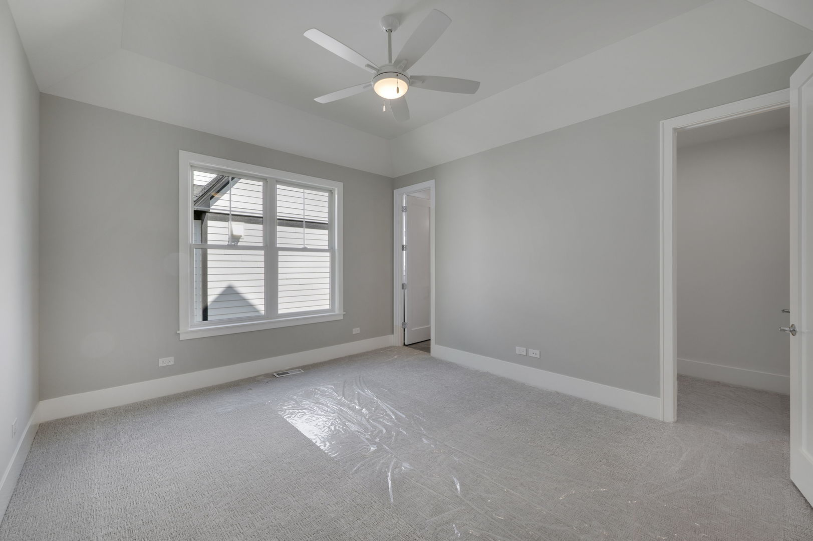 Willowbrook, IL 60527