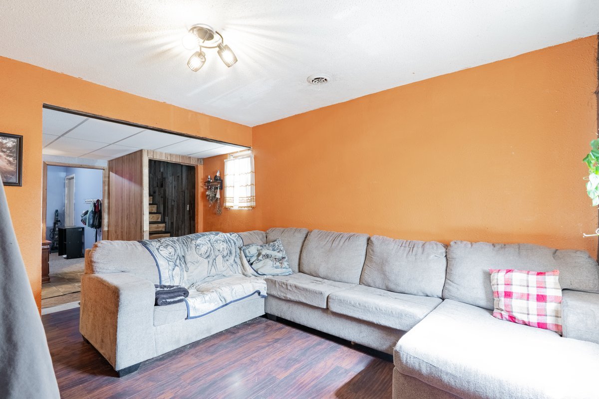 202 E Jones Street, Secor, IL 61771