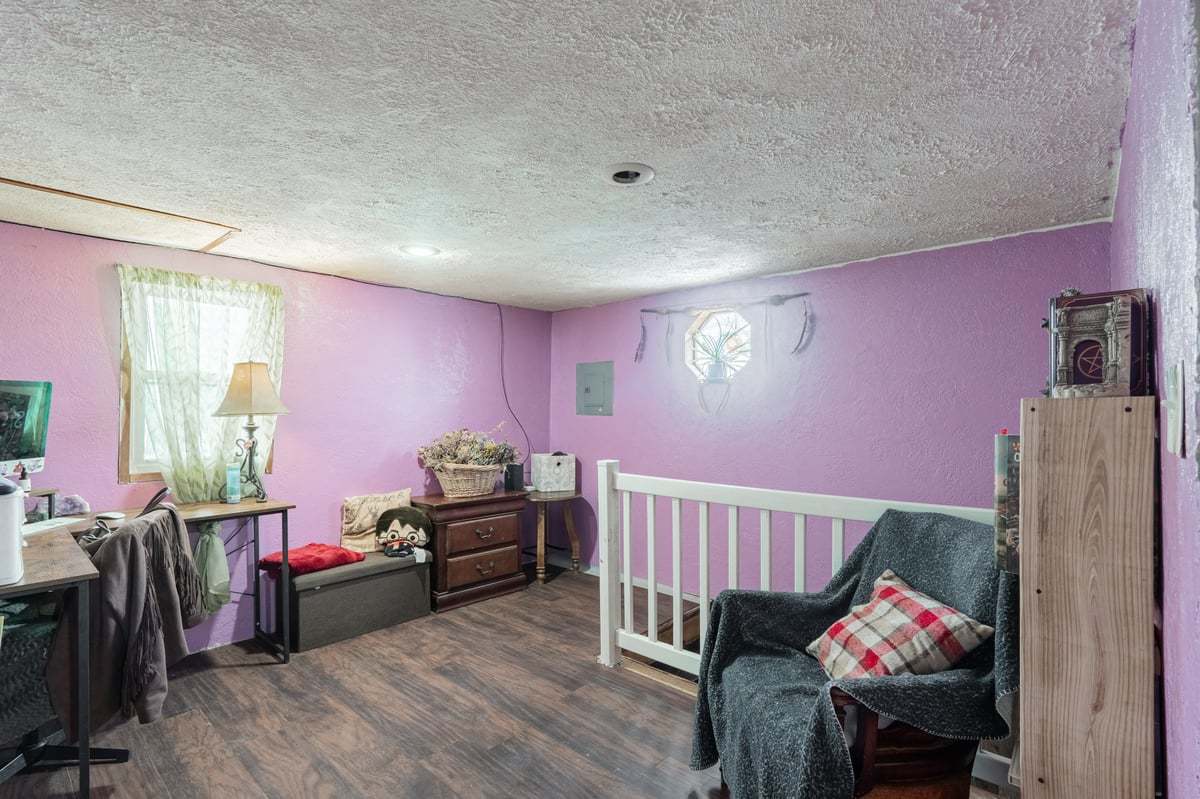 202 E Jones Street, Secor, IL 61771