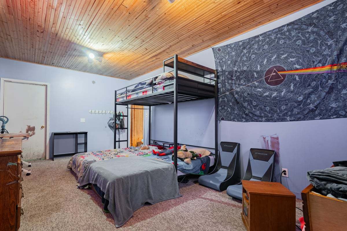 202 E Jones Street, Secor, IL 61771