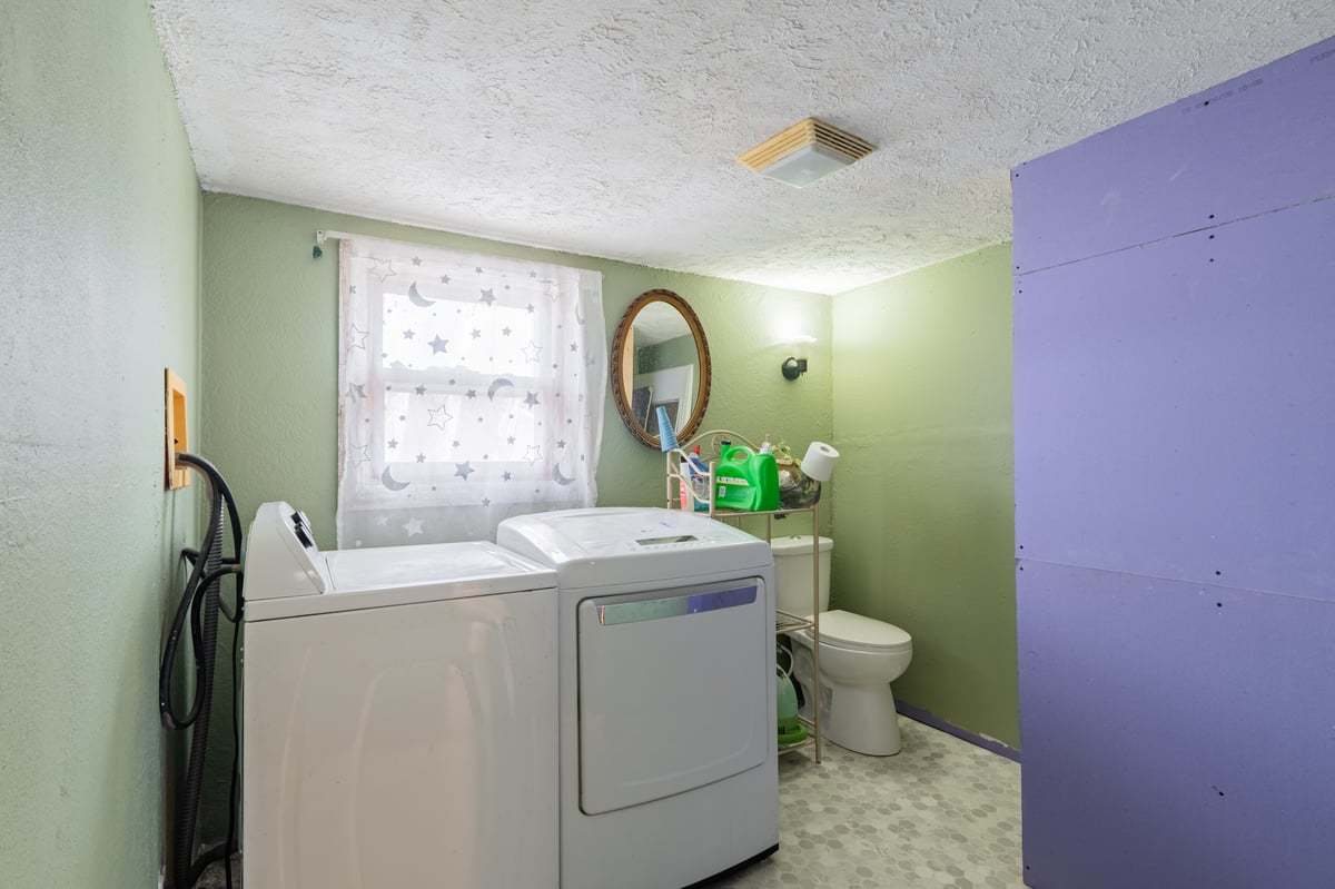 202 E Jones Street, Secor, IL 61771