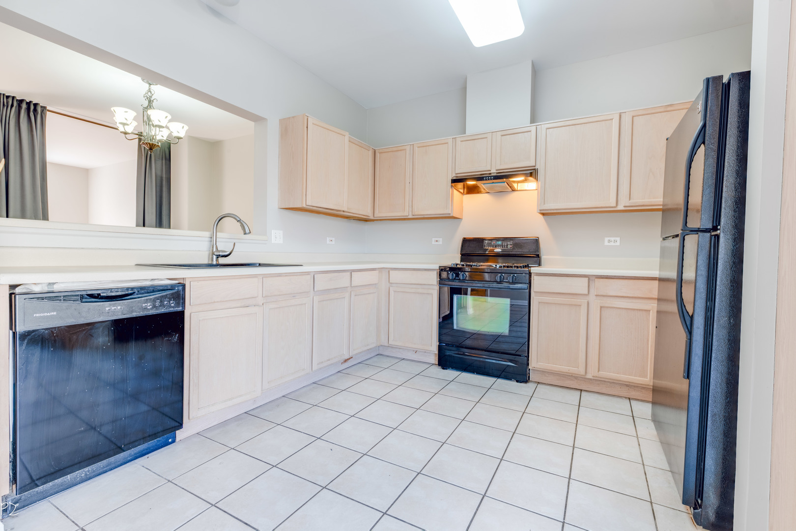 3377 RAVINIA Circle, Aurora, IL 60504