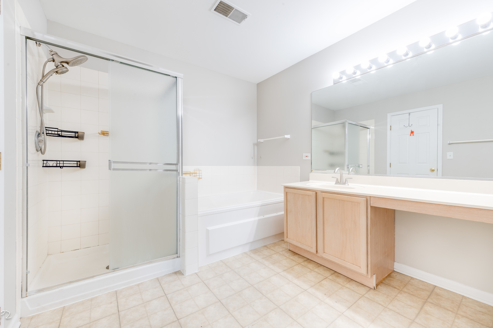 3377 RAVINIA Circle, Aurora, IL 60504