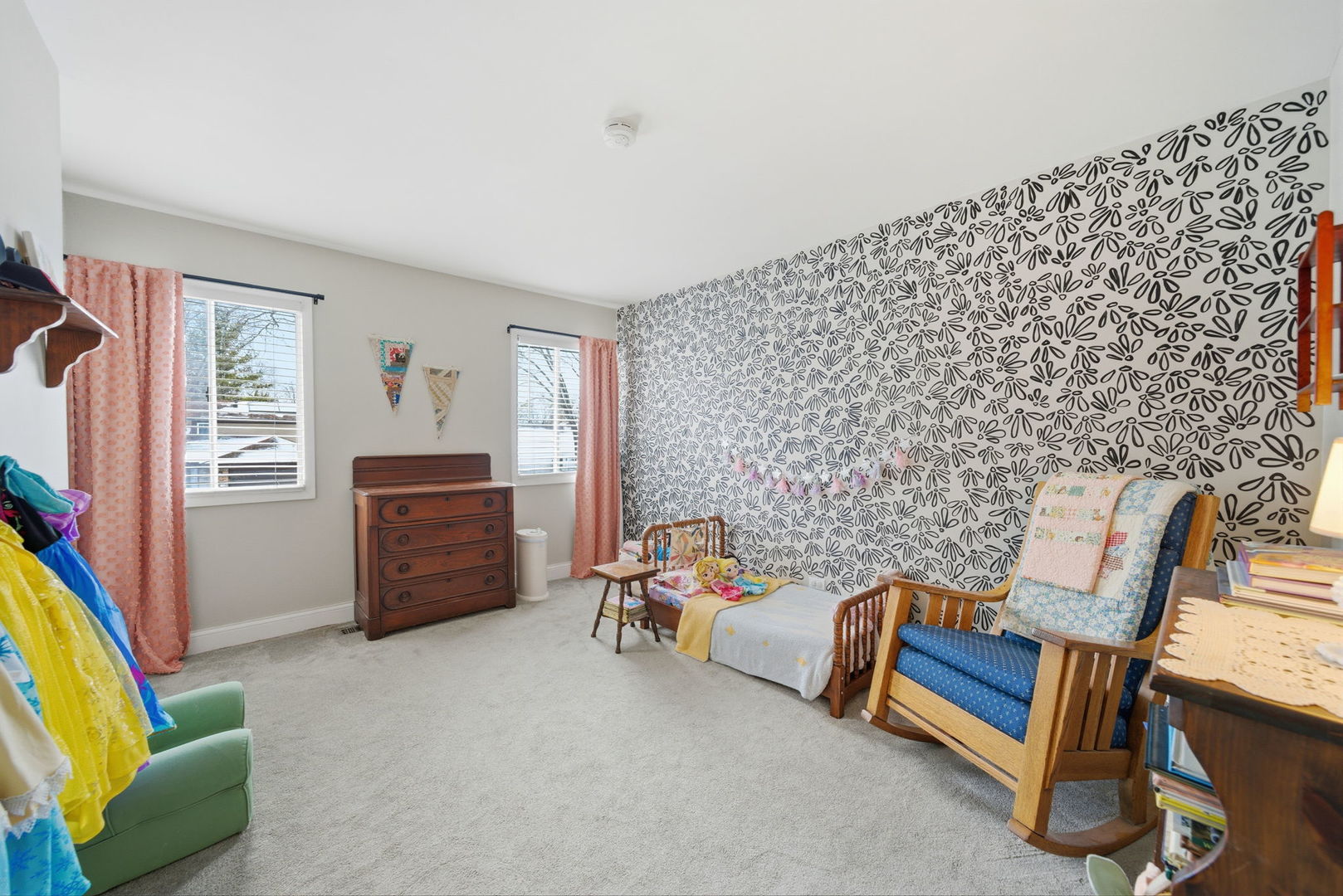 30W240 Leominster Court, Warrenville, IL 60555