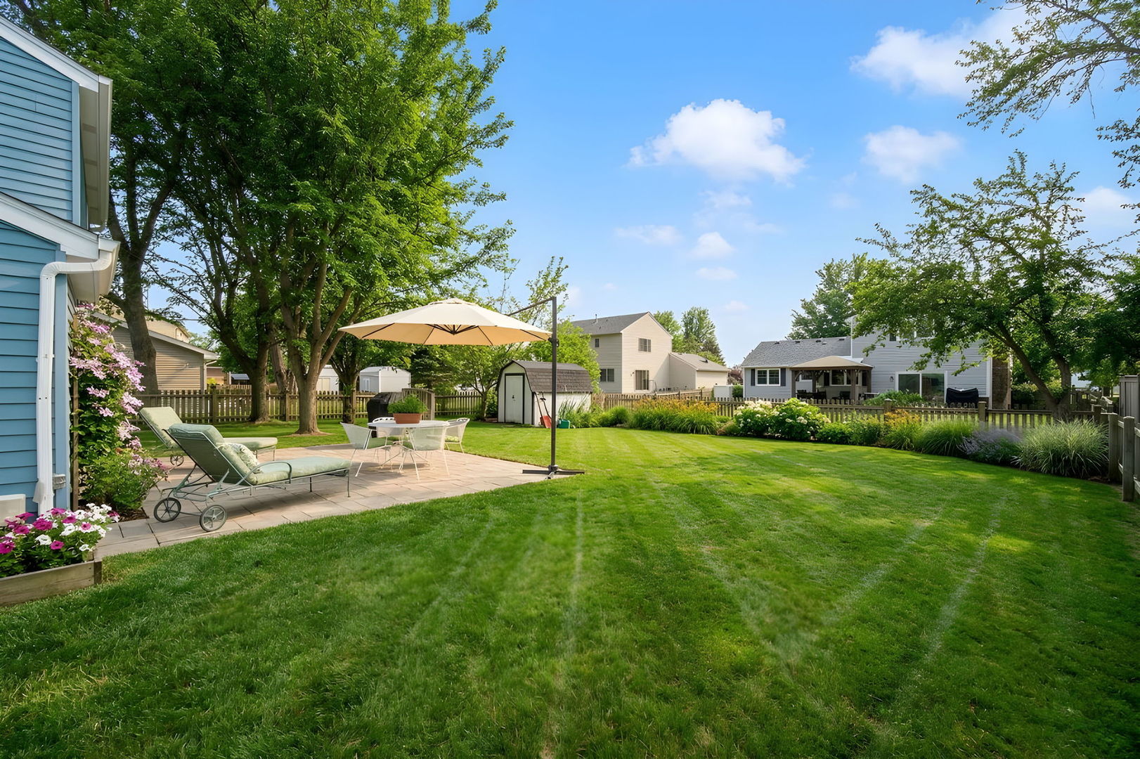 30W240 Leominster Court, Warrenville, IL 60555