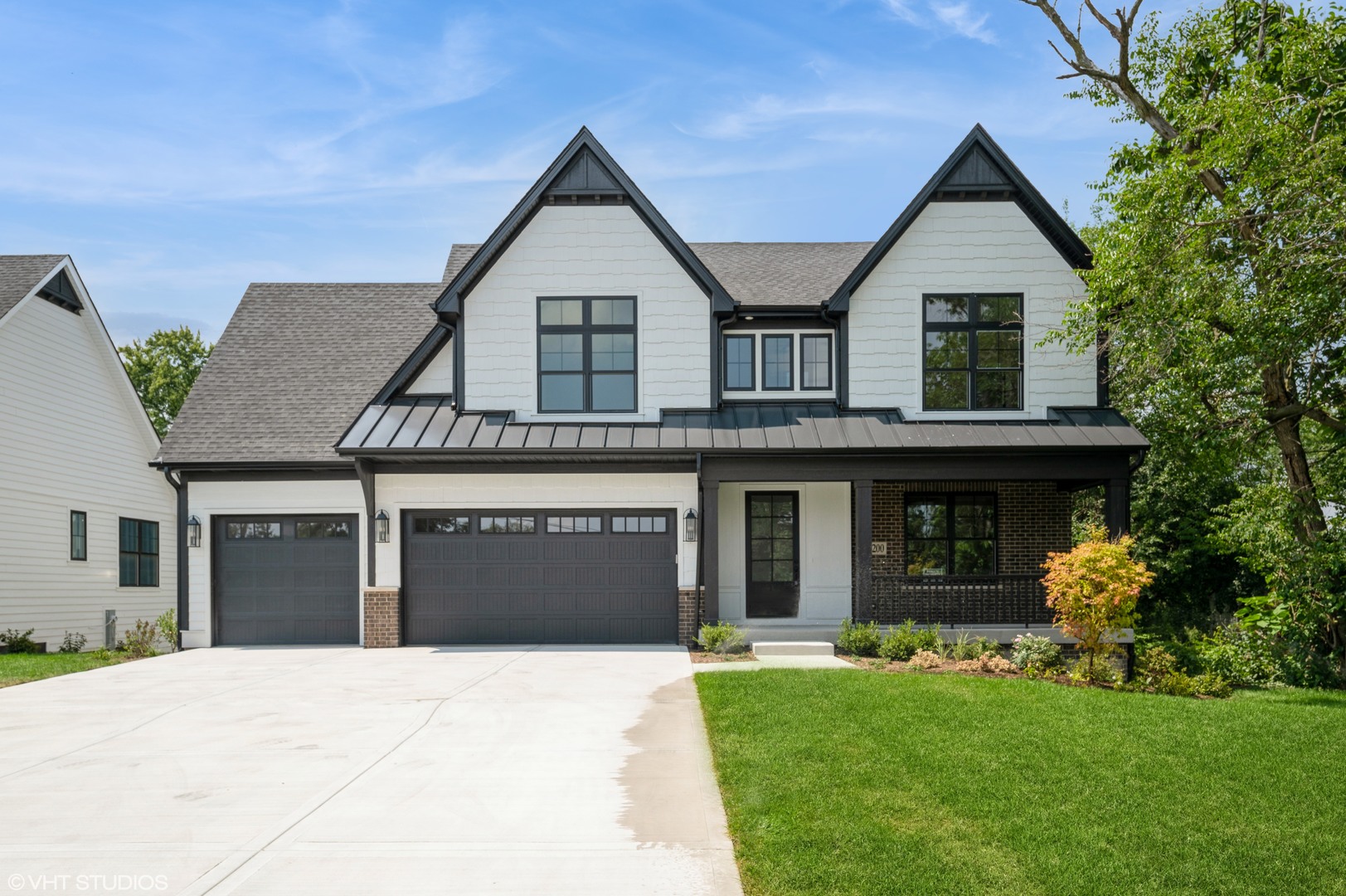 Willowbrook, IL 60527