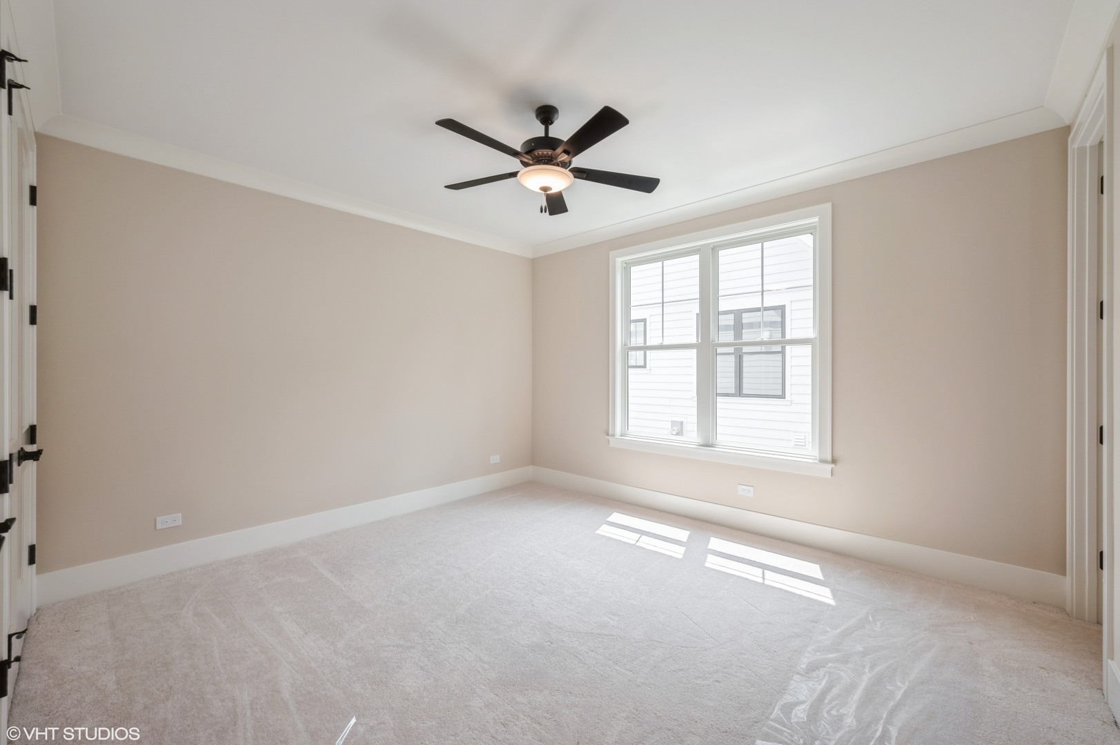 Willowbrook, IL 60527