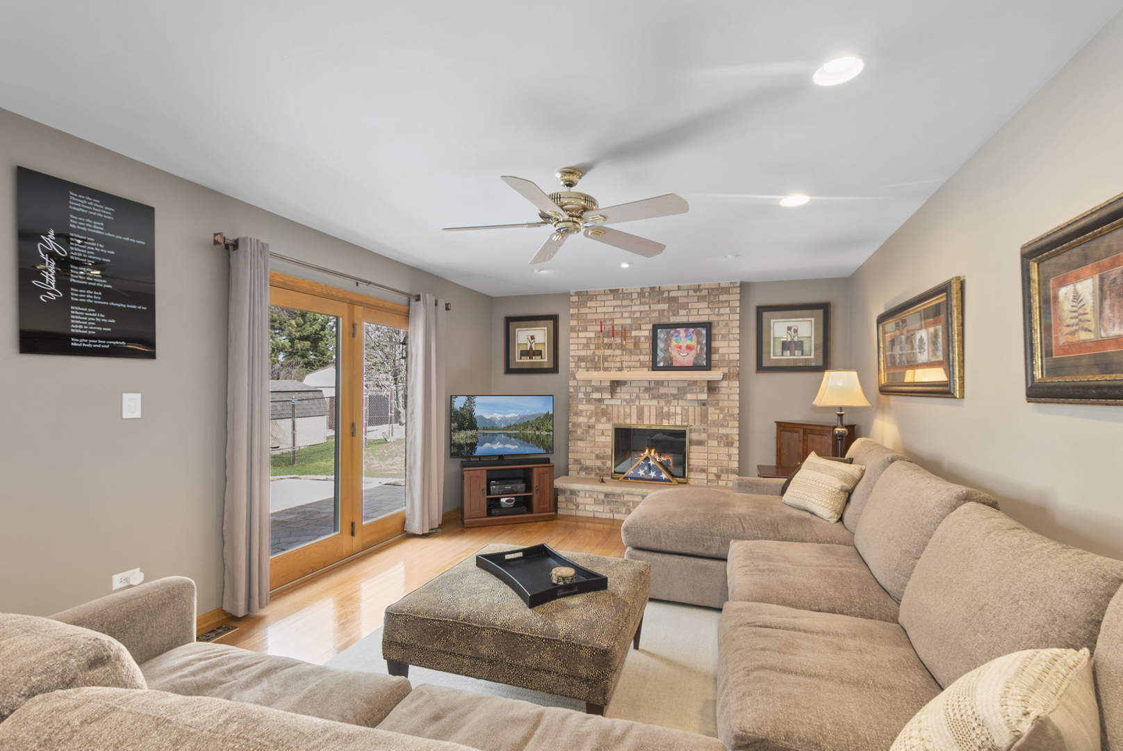 6948 Coachwood Trail, Tinley Park, IL 60477