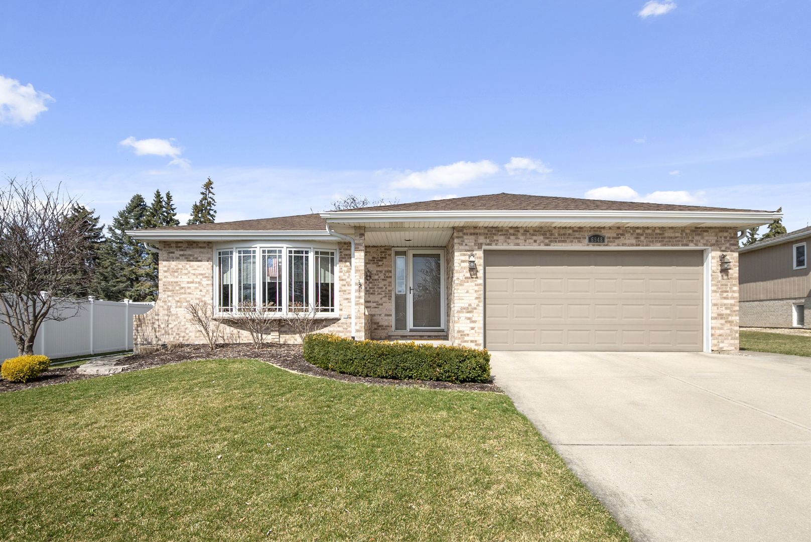 6948 Coachwood Trail, Tinley Park, IL 60477