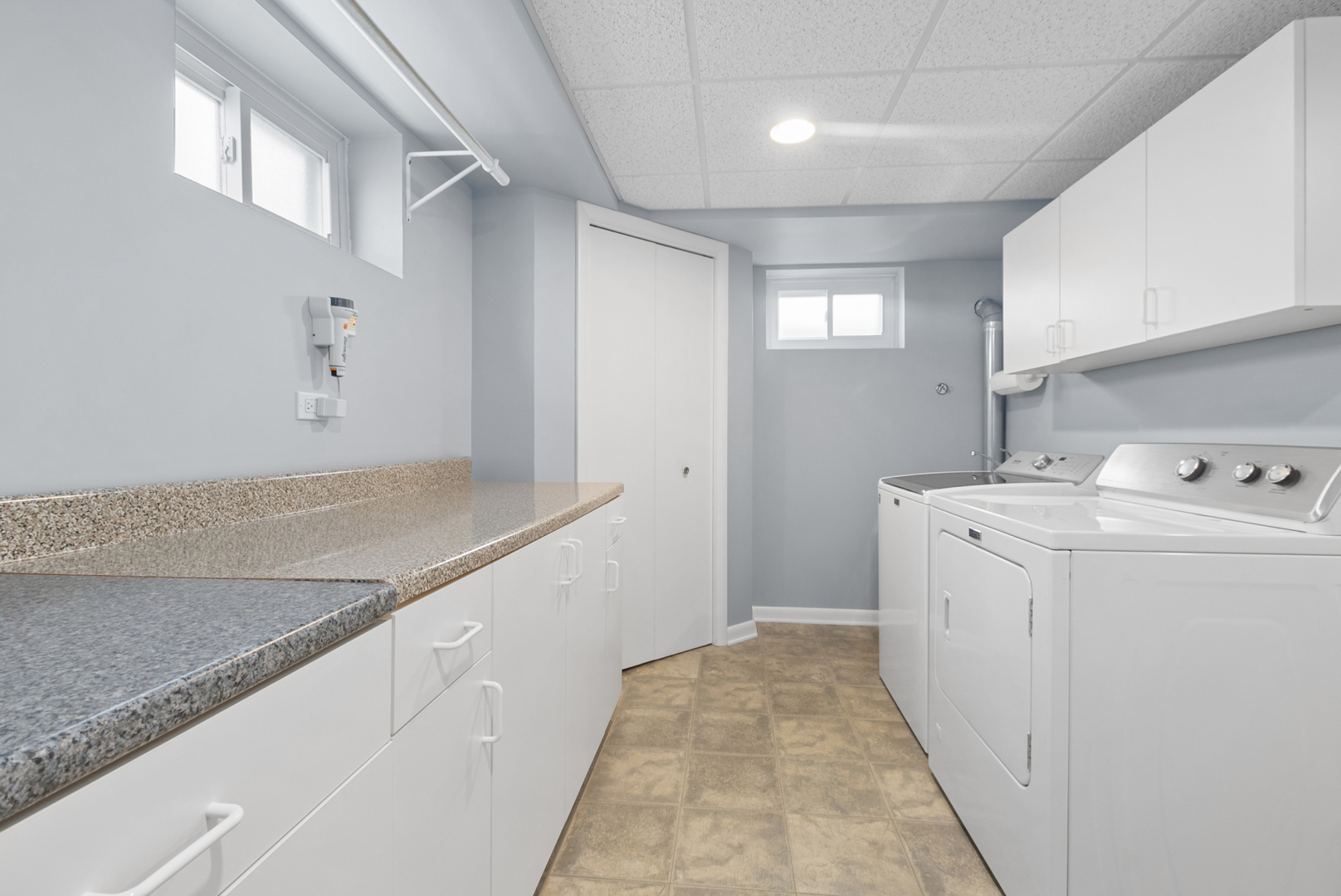 6948 Coachwood Trail, Tinley Park, IL 60477