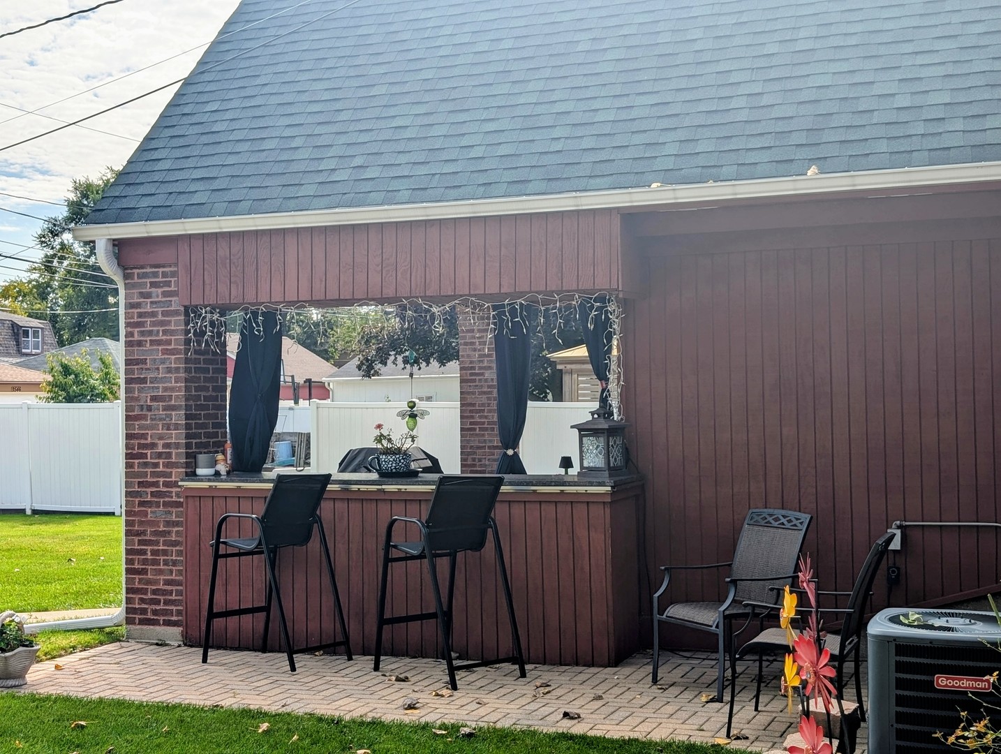 2557 Oak Street, River Grove, IL 60171