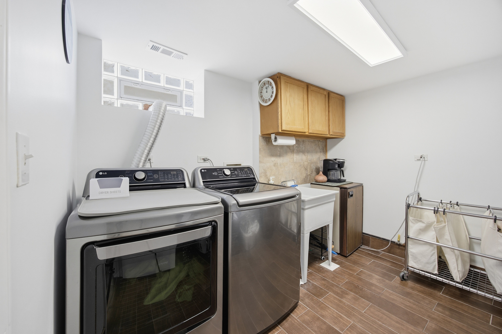 2557 Oak Street, River Grove, IL 60171