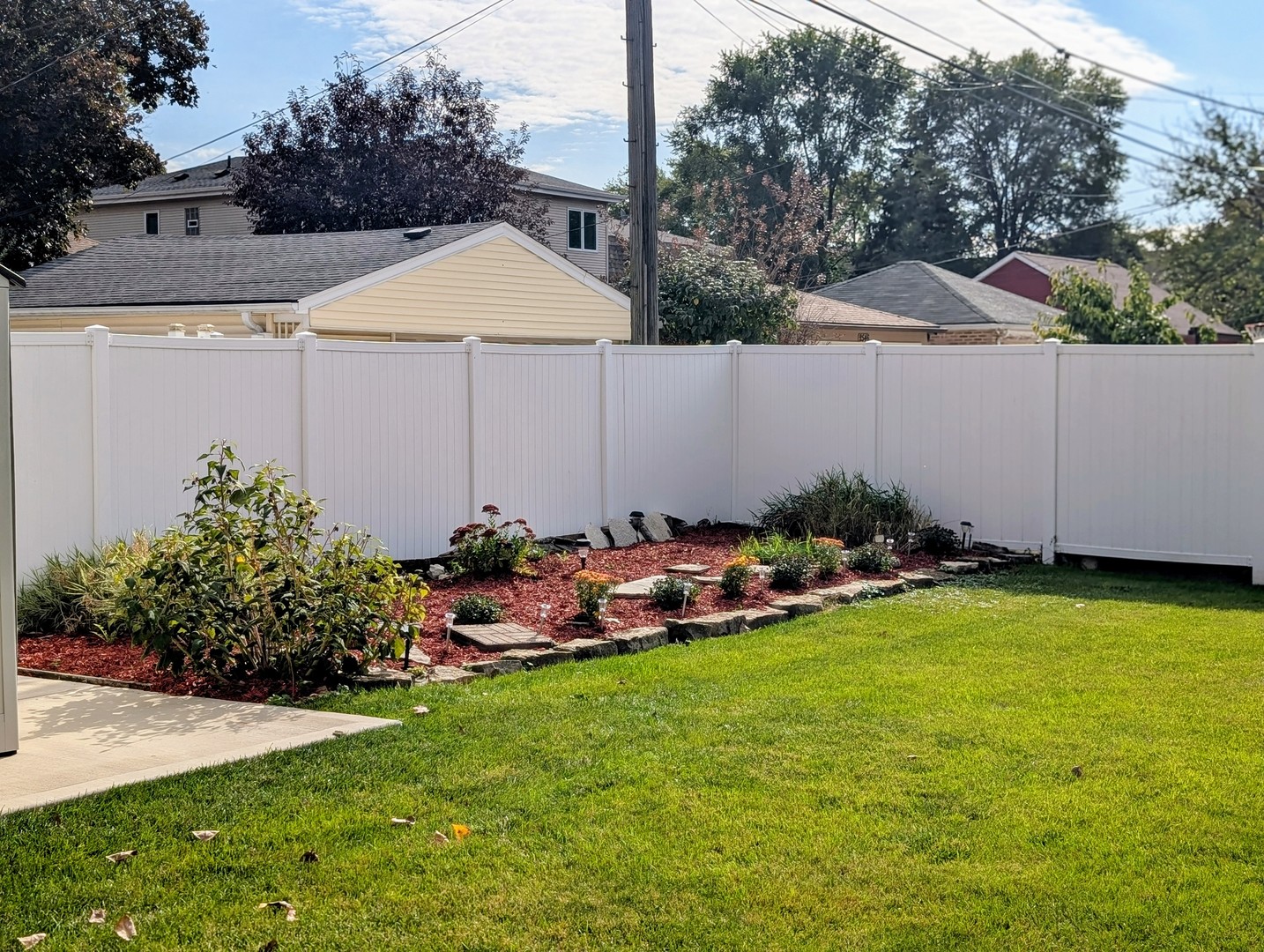 2557 Oak Street, River Grove, IL 60171