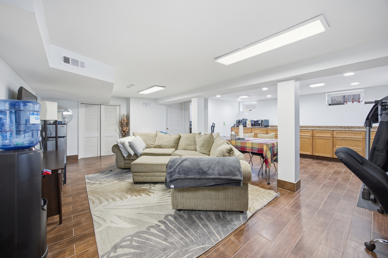 2557 Oak Street, River Grove, IL 60171