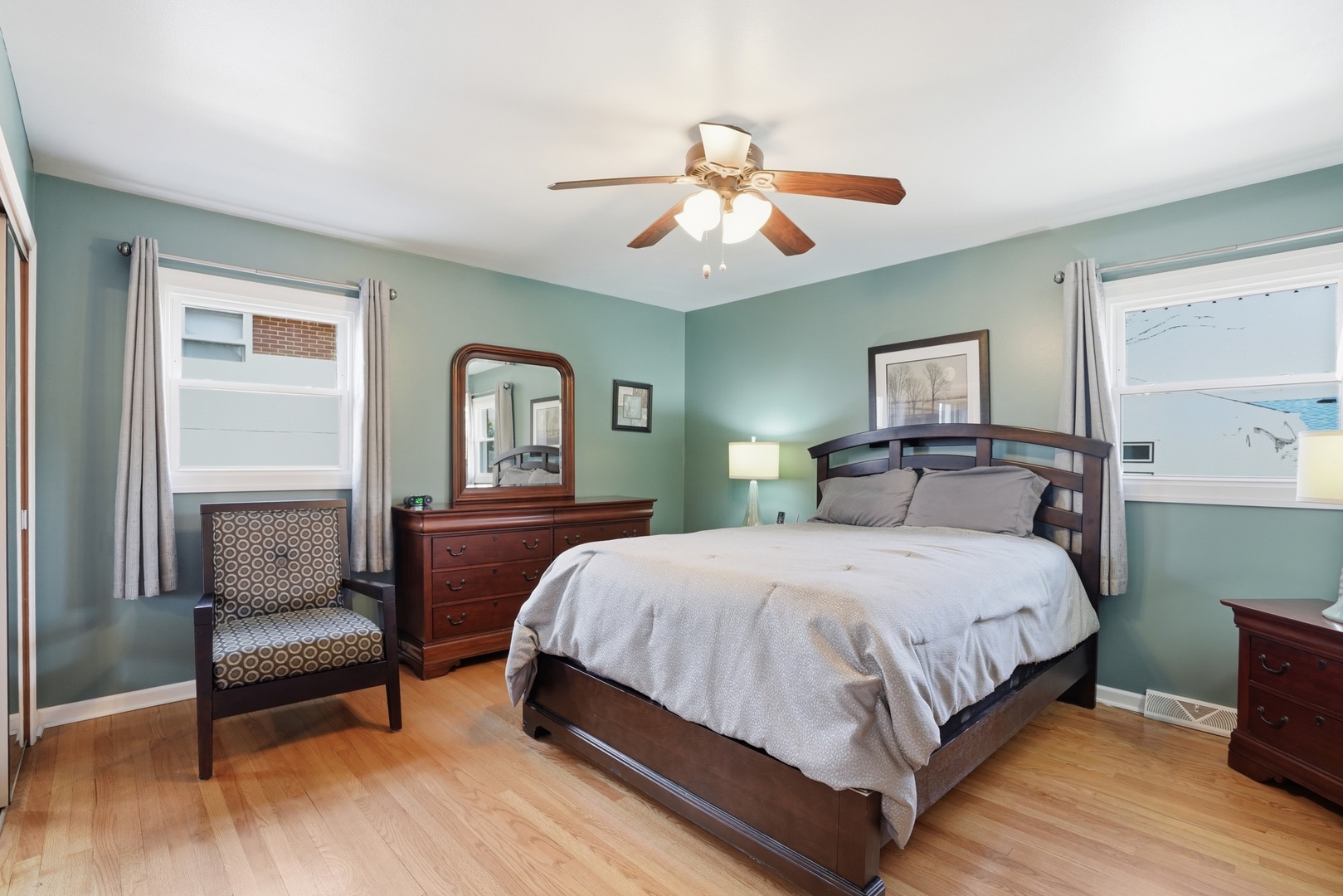 18439 Locust Street, Lansing, IL 60438