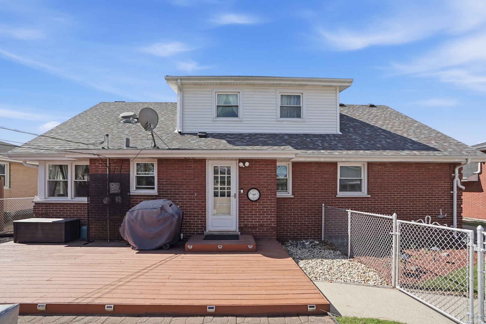 18439 Locust Street, Lansing, IL 60438