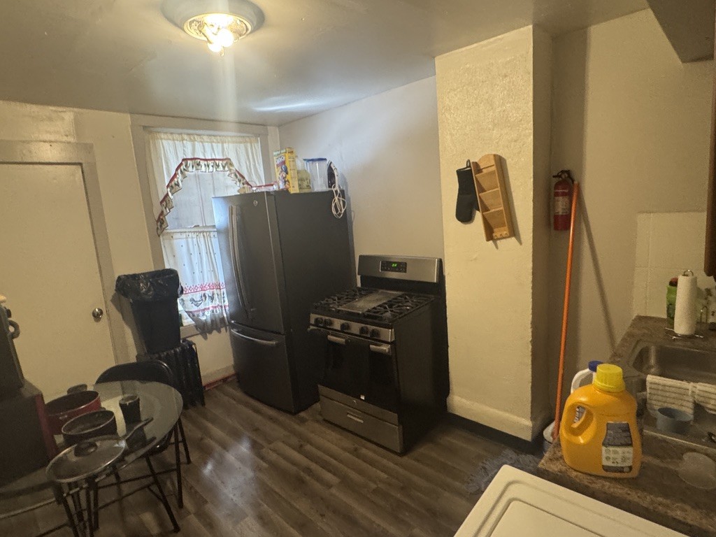 3511 W Van Buren Street, Chicago, IL 60624