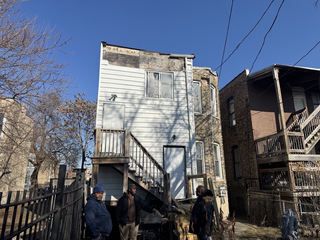 3511 W Van Buren Street, Chicago, IL 60624