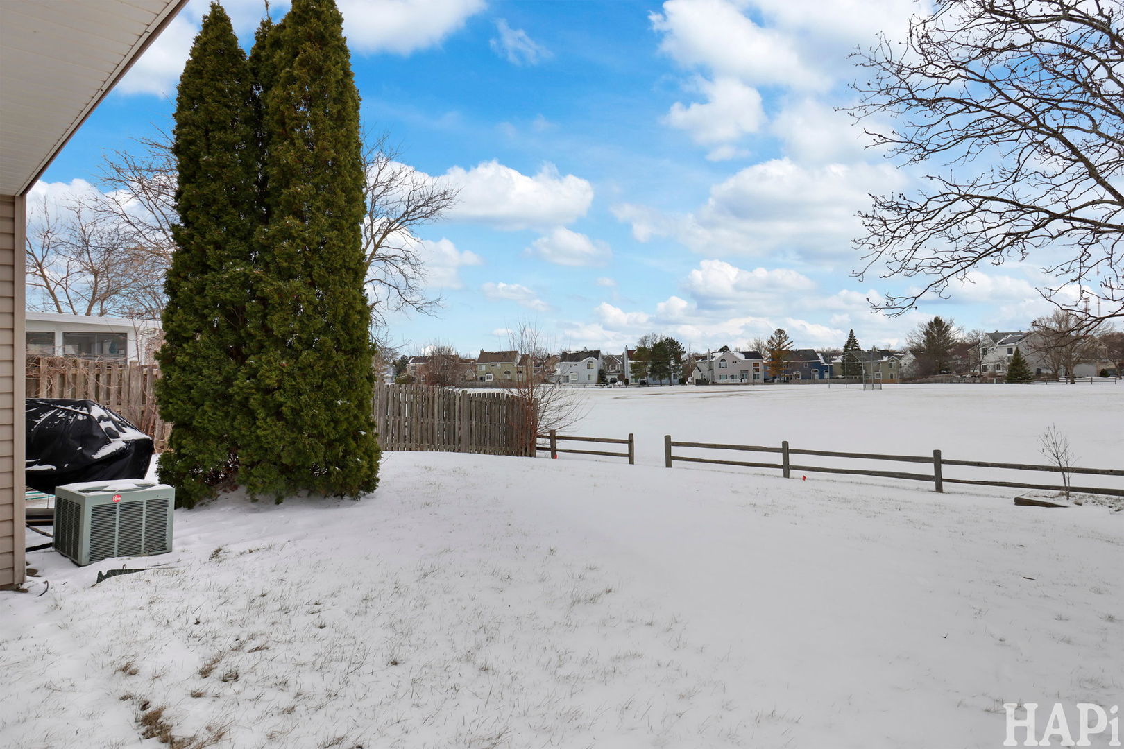 2216 N Sunrise Drive, Round Lake Beach, IL 60073