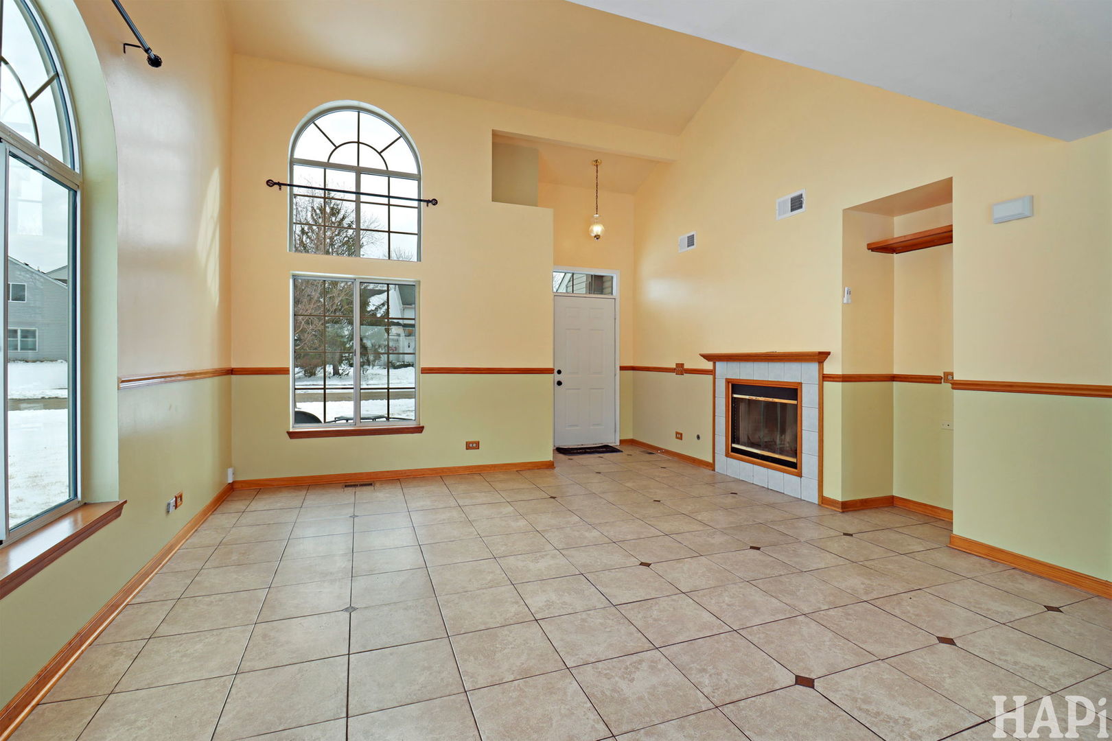 2216 N Sunrise Drive, Round Lake Beach, IL 60073