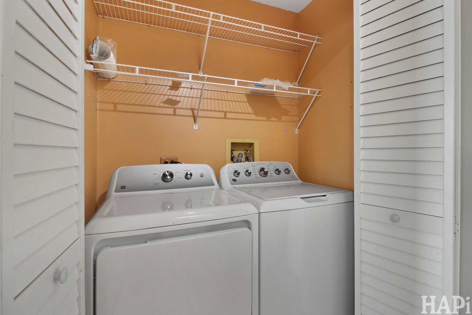 2216 N Sunrise Drive, Round Lake Beach, IL 60073