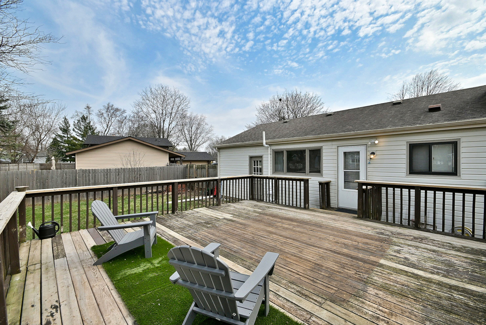 966 Aberdeen Drive, Crystal Lake, IL 60014