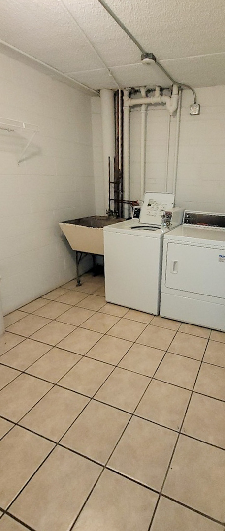 7929 W GRAND Avenue #101, Elmwood Park, IL 60707