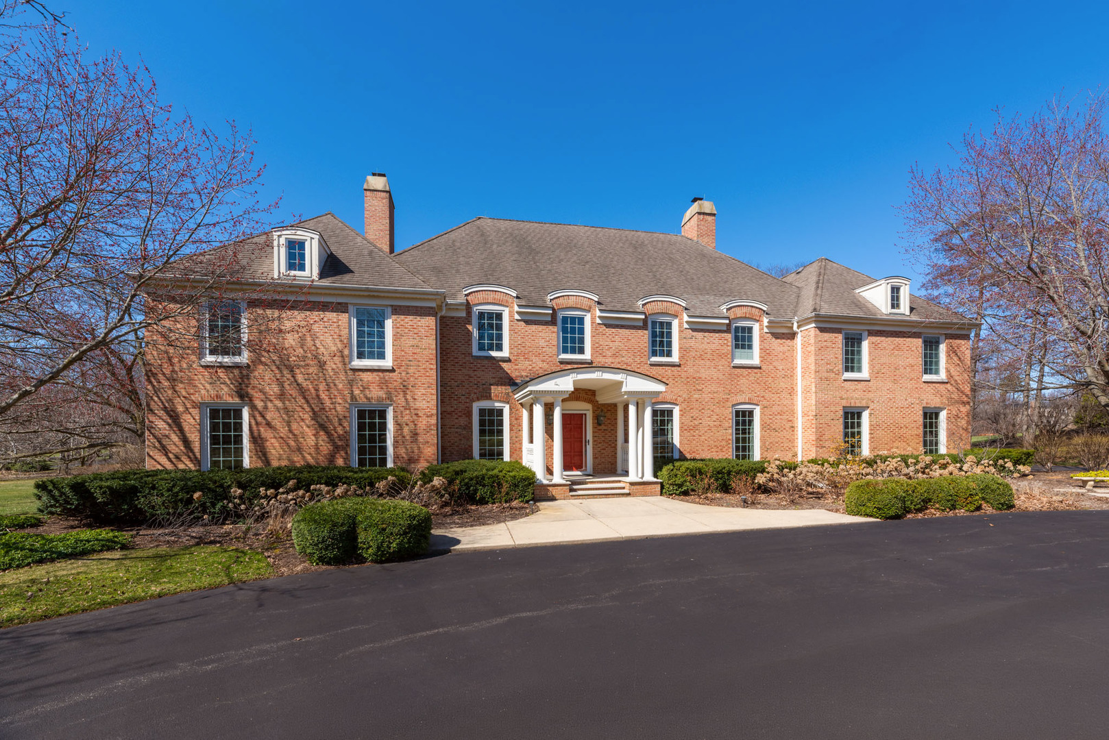 568 Plymouth Drive, Inverness, IL 60067