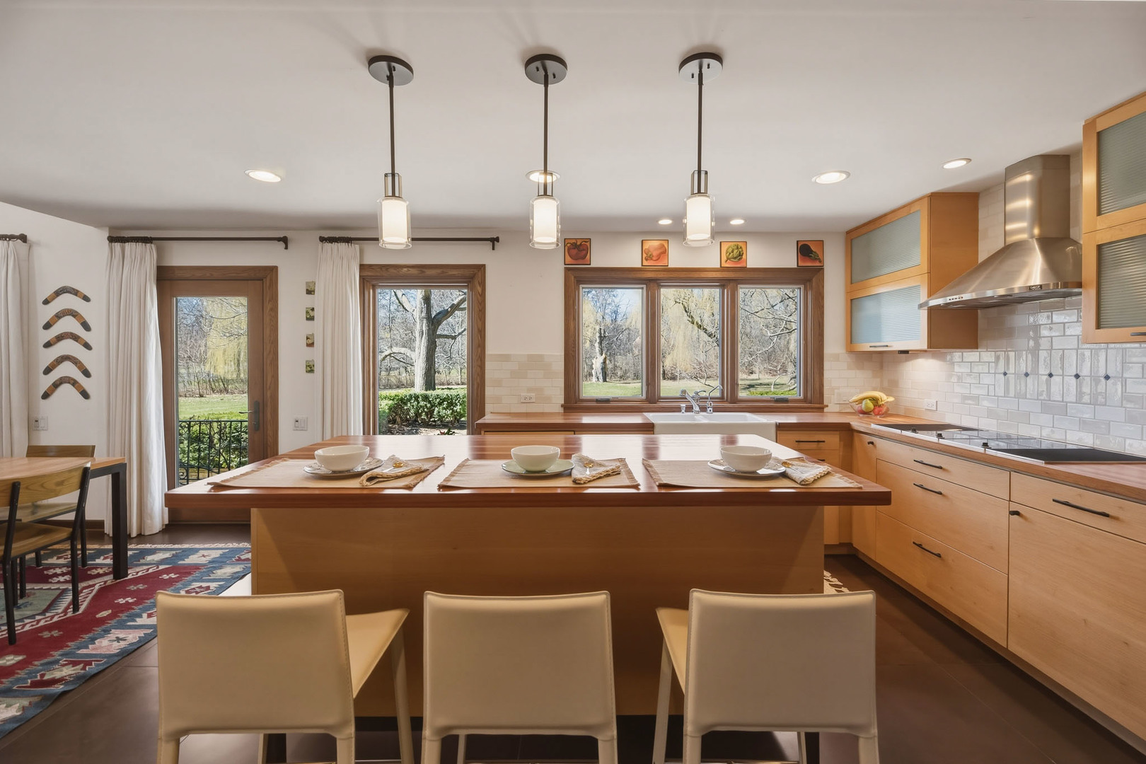 568 Plymouth Drive, Inverness, IL 60067