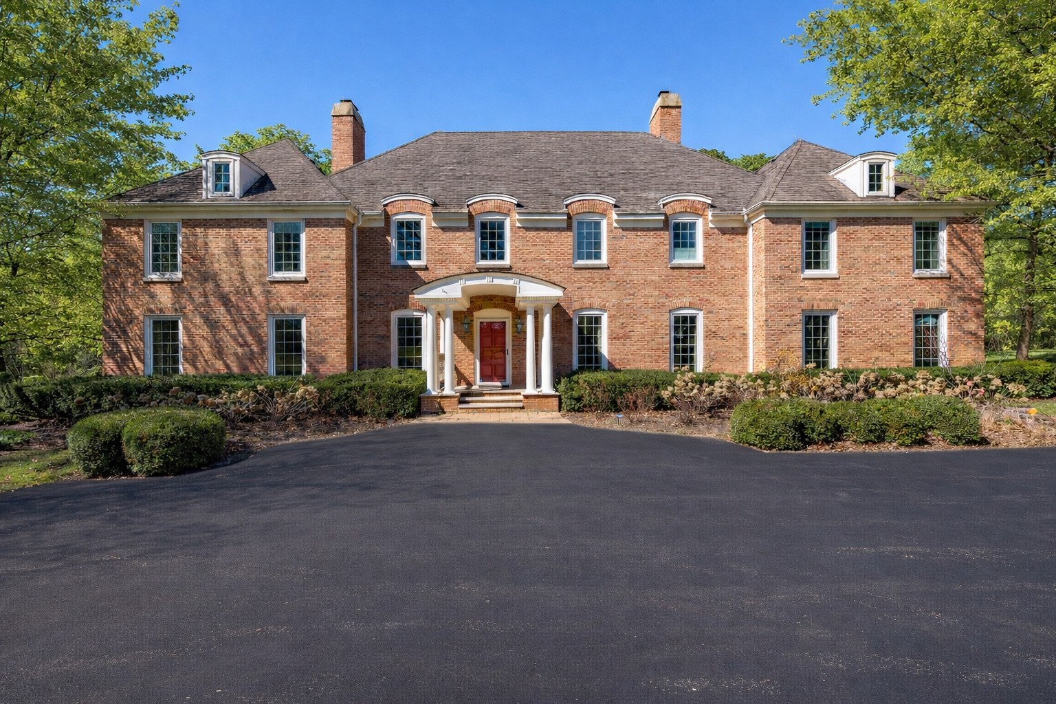 568 Plymouth Drive, Inverness, IL 60067