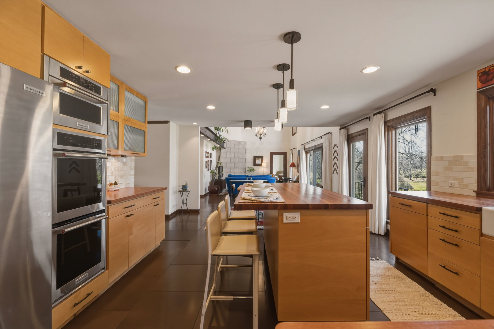 568 Plymouth Drive, Inverness, IL 60067