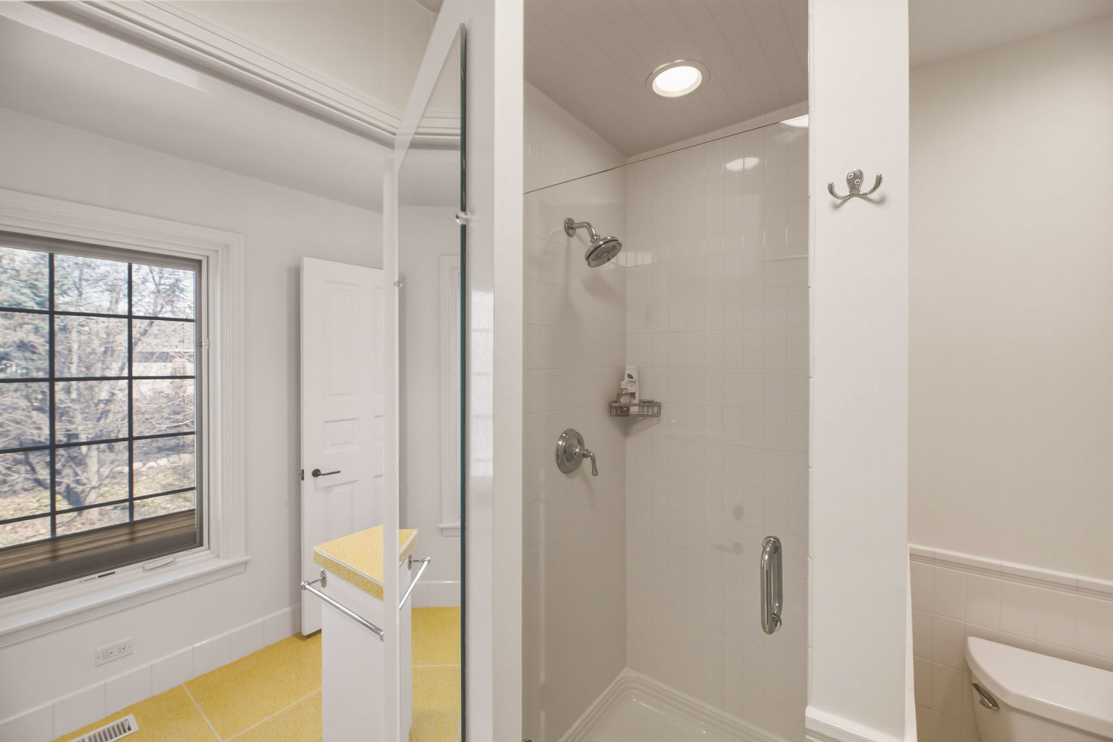 568 Plymouth Drive, Inverness, IL 60067