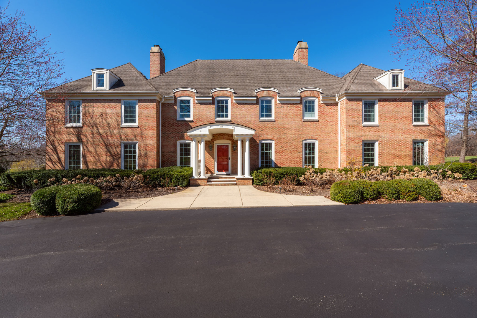 568 Plymouth Drive, Inverness, IL 60067