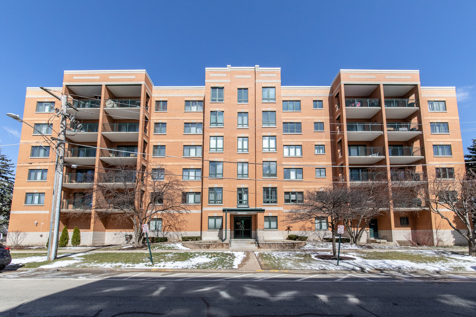 1636 Ashland Avenue #402, Des Plaines, IL 60016