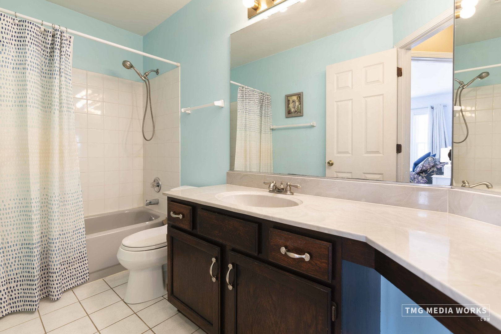 3540 Fairfax Court, Aurora, IL 60504