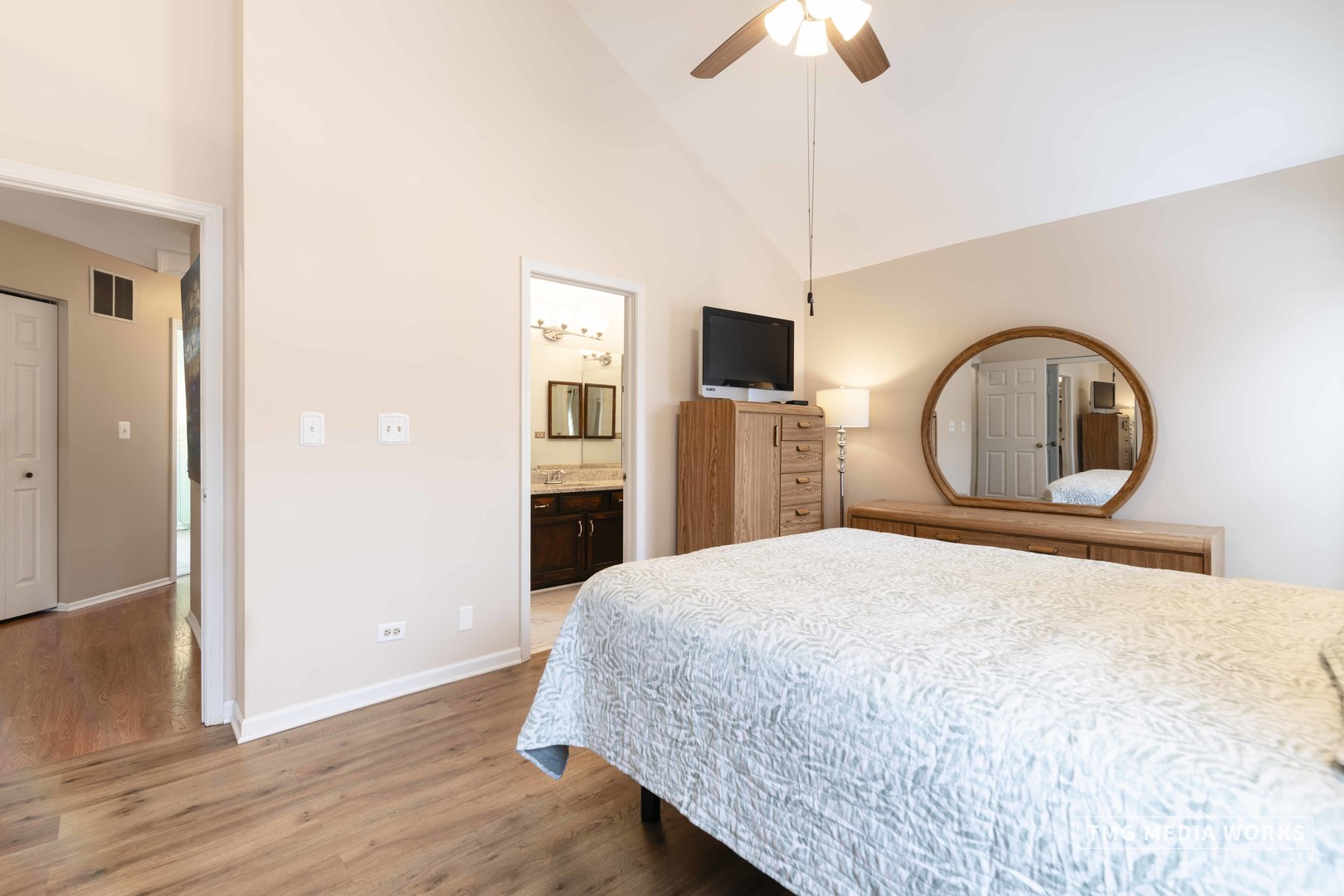 3540 Fairfax Court, Aurora, IL 60504