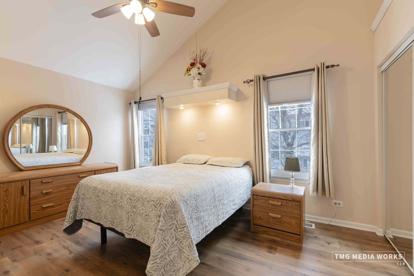 3540 Fairfax Court, Aurora, IL 60504