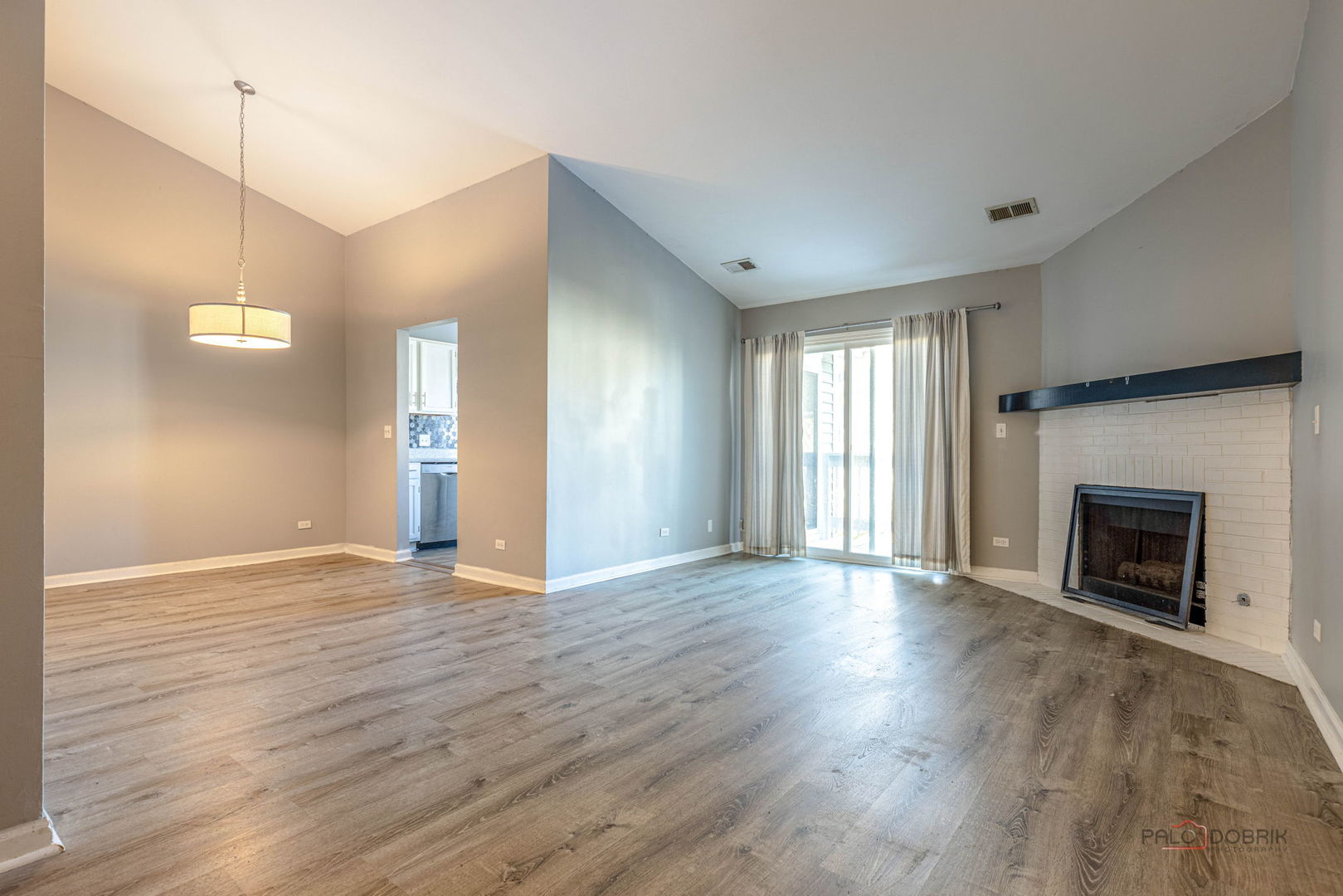 225 WINNSBORO Court #6B, Schaumburg, IL 60193