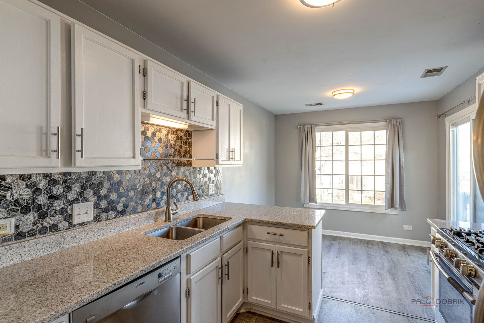 225 WINNSBORO Court #6B, Schaumburg, IL 60193