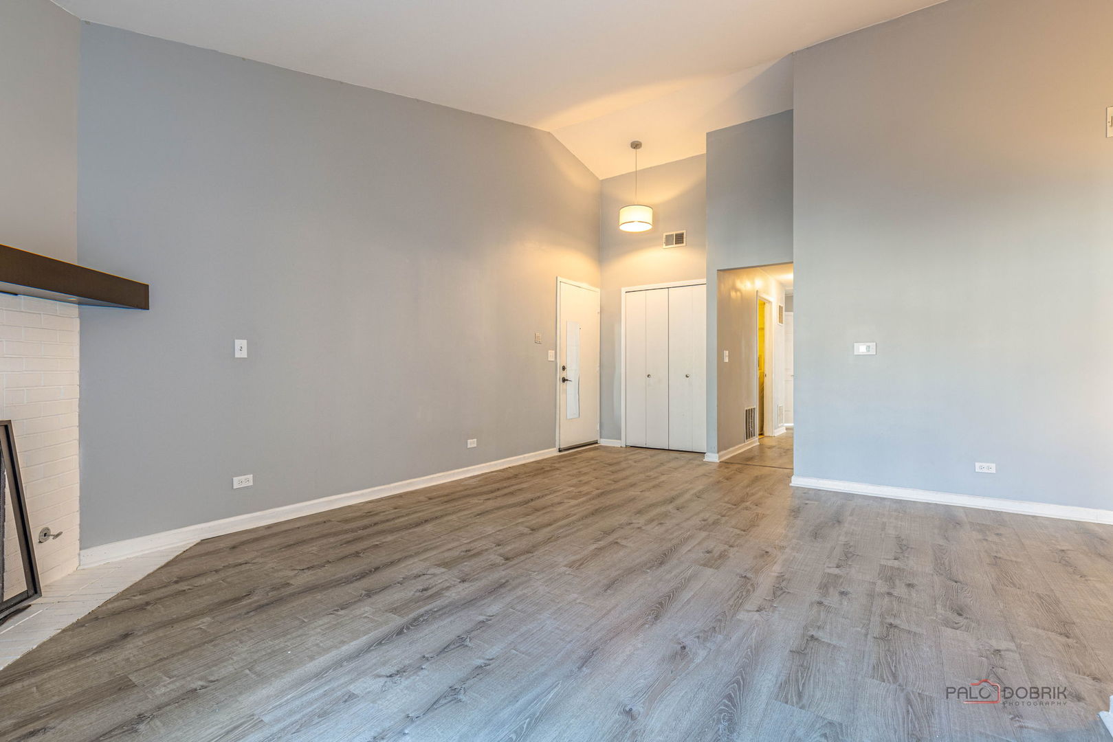 225 WINNSBORO Court #6B, Schaumburg, IL 60193