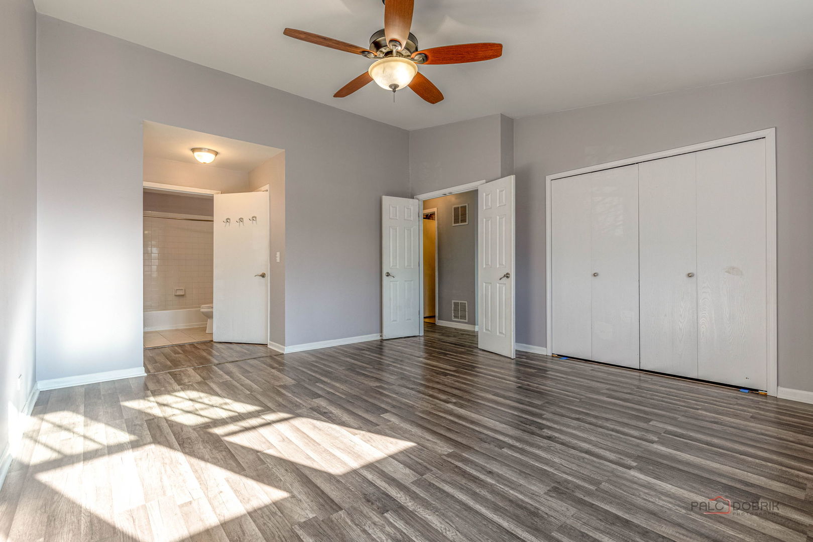 225 WINNSBORO Court #6B, Schaumburg, IL 60193