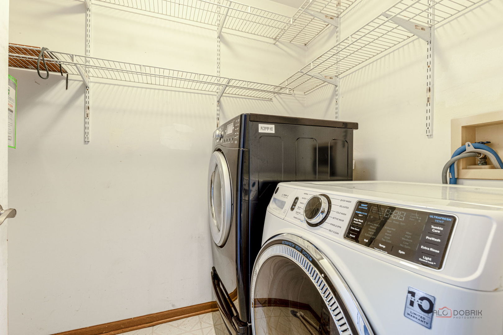 225 WINNSBORO Court #6B, Schaumburg, IL 60193