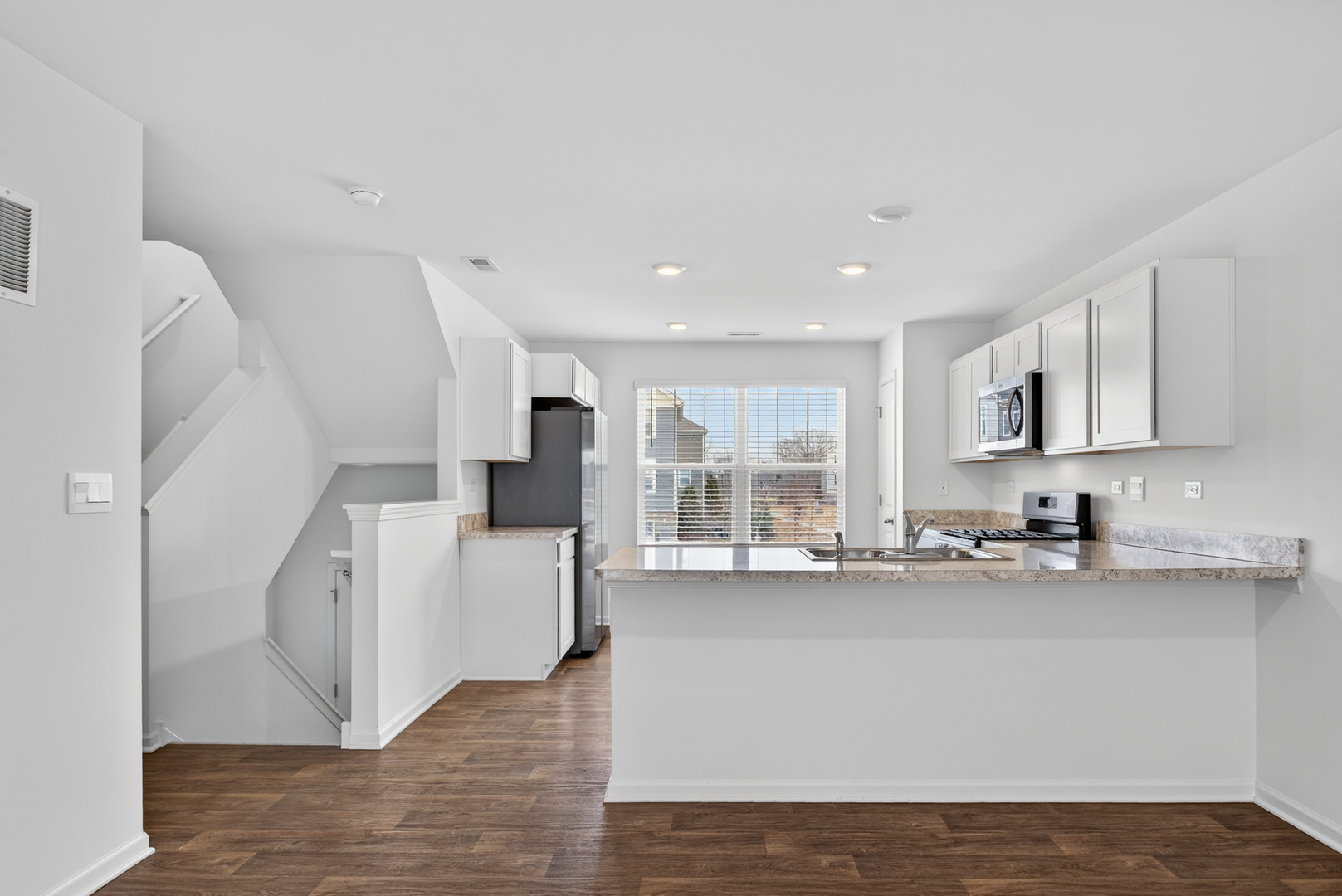 3831 Currant Lane, Elgin, IL 60124