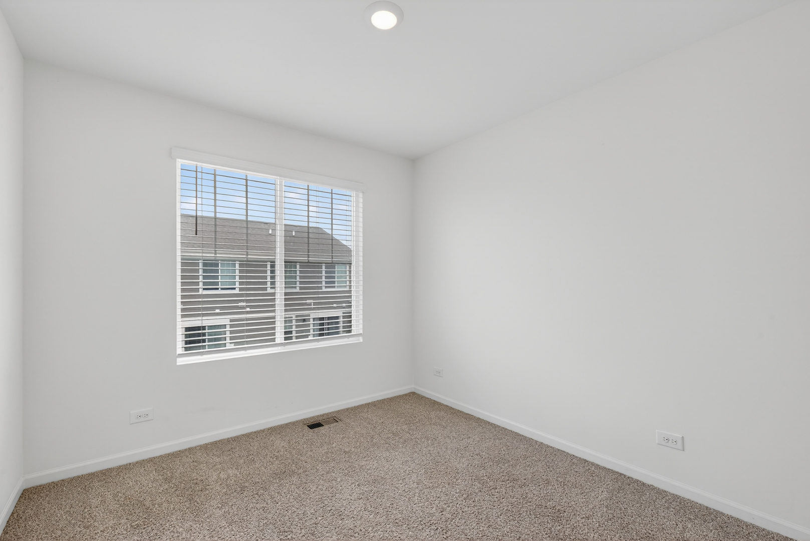 3831 Currant Lane, Elgin, IL 60124