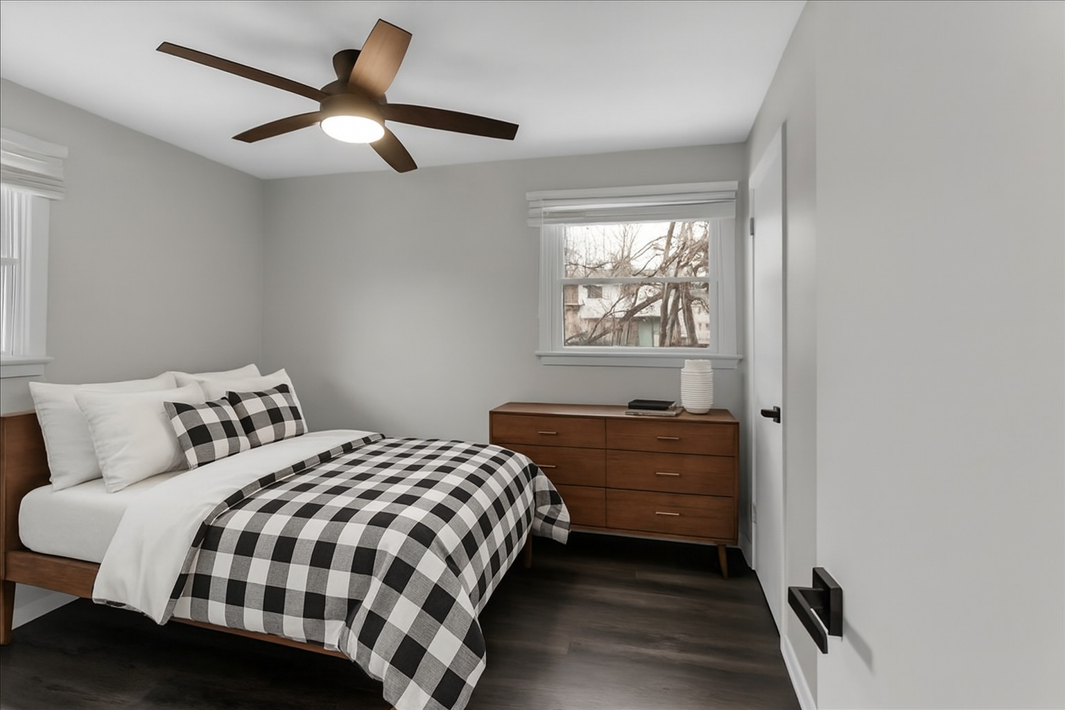 406 N Park Drive, Glenwood, IL 60425